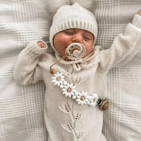 Bebe Silicone Pacifier Clip Holder - Cute Dummy Clip for Baby Girl, Reborn Infant Safe Chewable Teether Daisy Teething Toy - Image 2